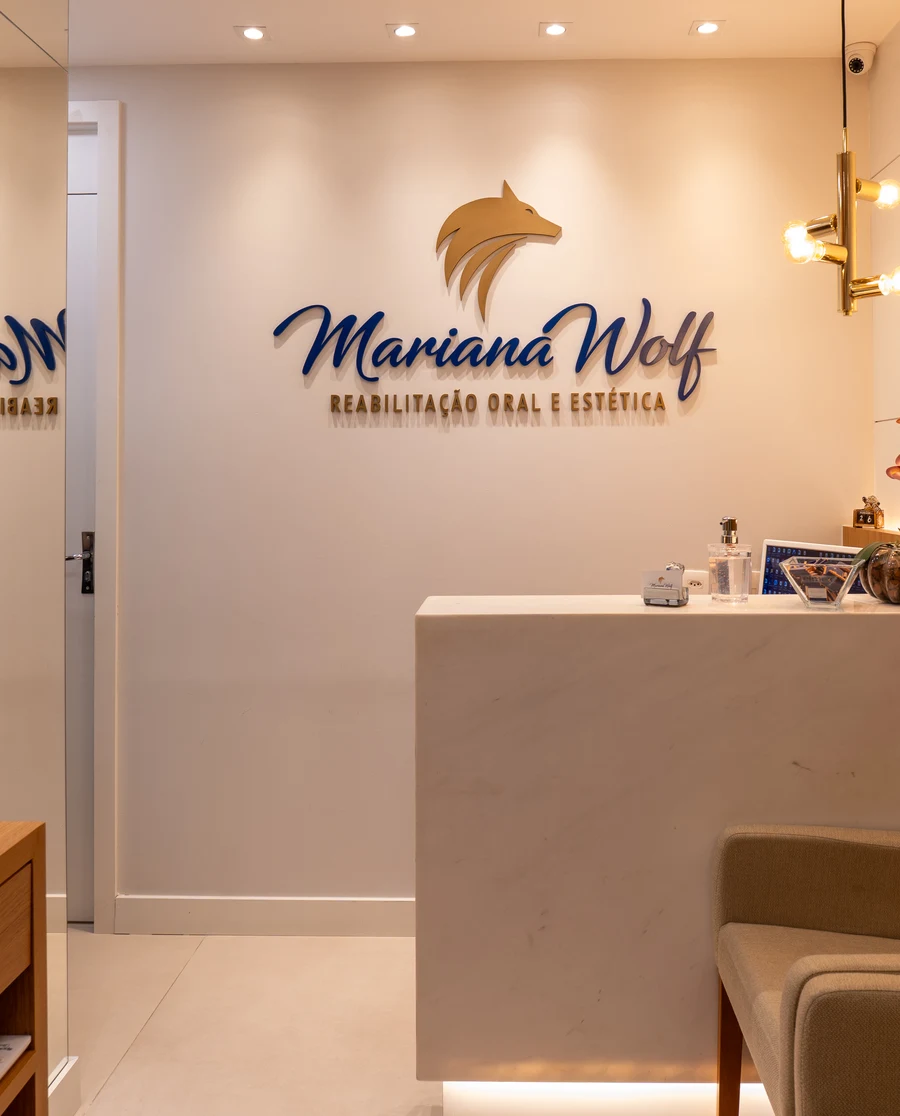 Recepção do consultório da Dra. Mariana Wolf, no Leblon
